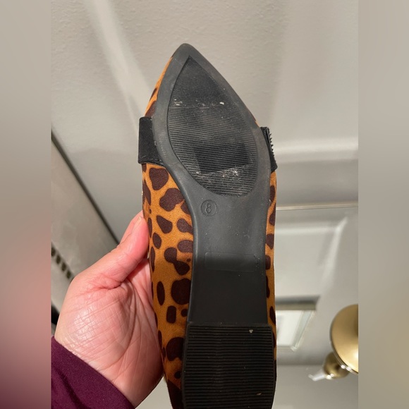 Journee Collection Audrey Buckle Flats Leopard - Picture 8 of 8